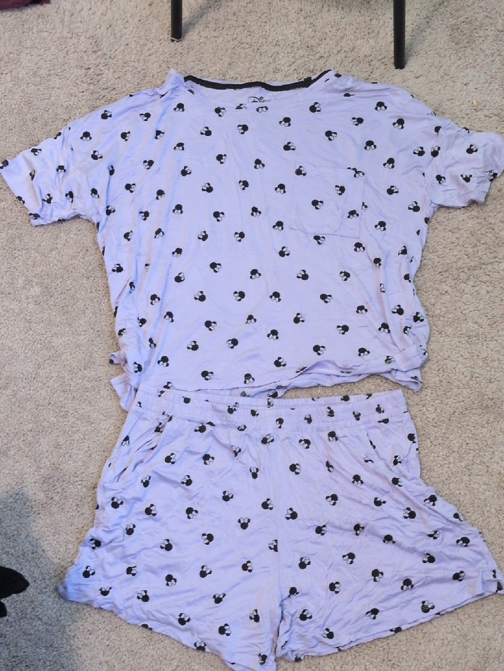 🐿️🐿Disney Lavender Pajama Set with Black Mickey Head Print - Women's Two-Piece